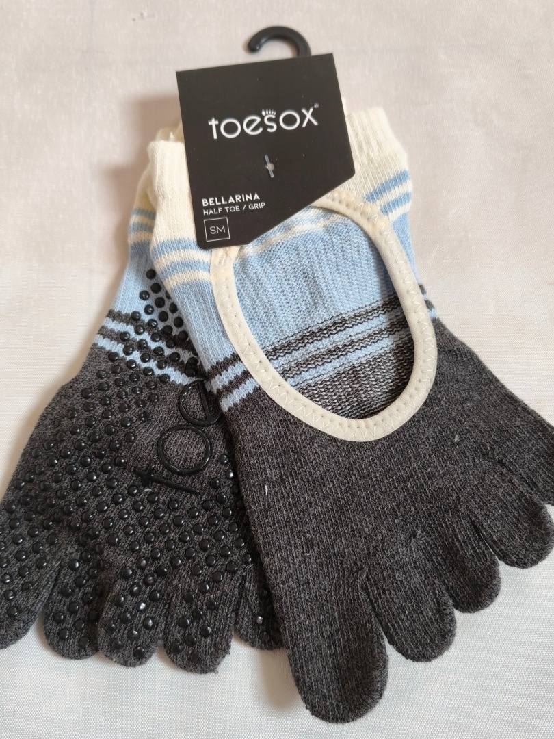 Calzini a cinque dita Toesox Y - Pilates With Yoga recensione e prezzo