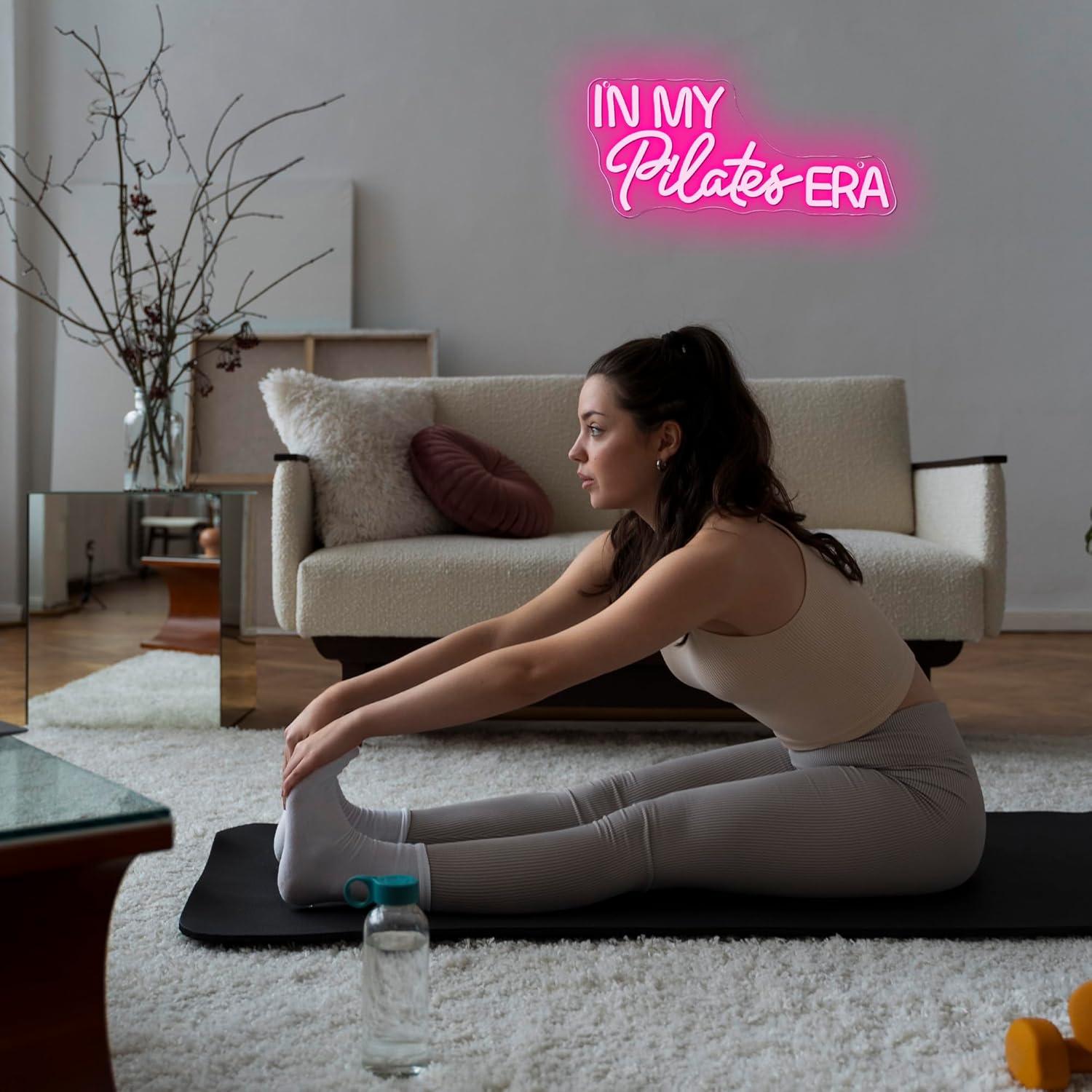 Insegna Luminosa 'In My Pilate - Pilates Yoga Room recensione e prezzo